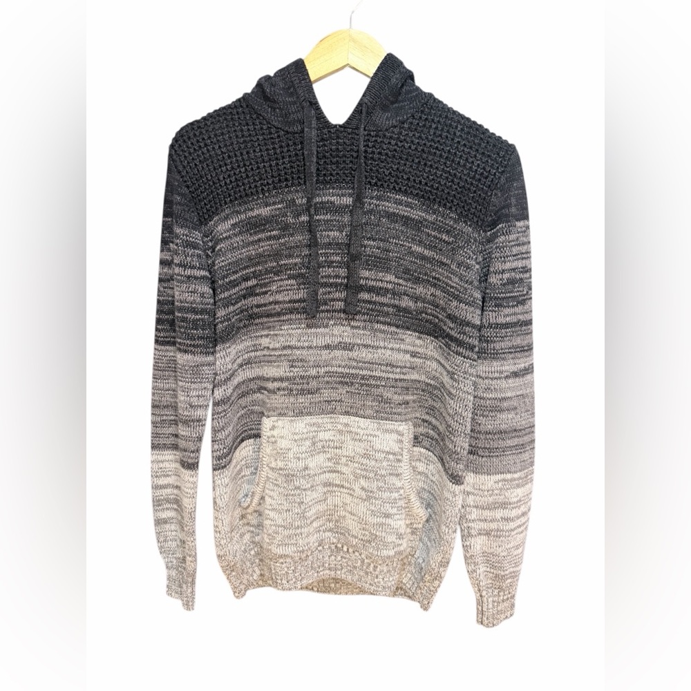 Retrofit Black and Gray Knit Sweater